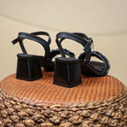 Damen elegante Riemchen Sandalen mit Rüschendetail R&B