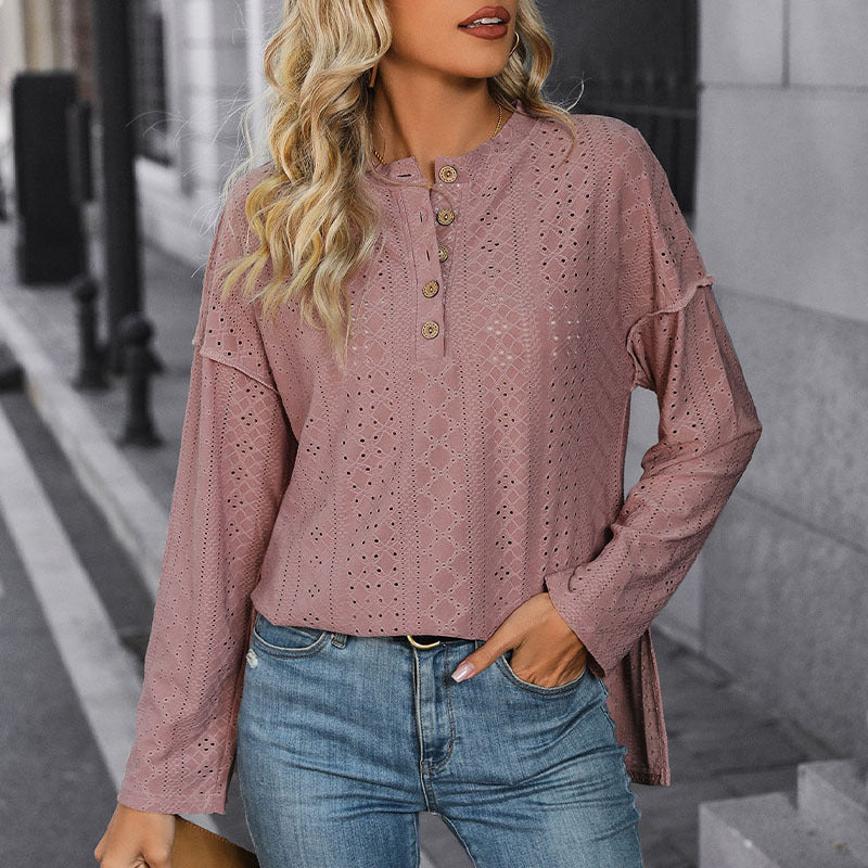 Damen Oberteil mit dekorativem Lochmuster und Knopfdetails R&B