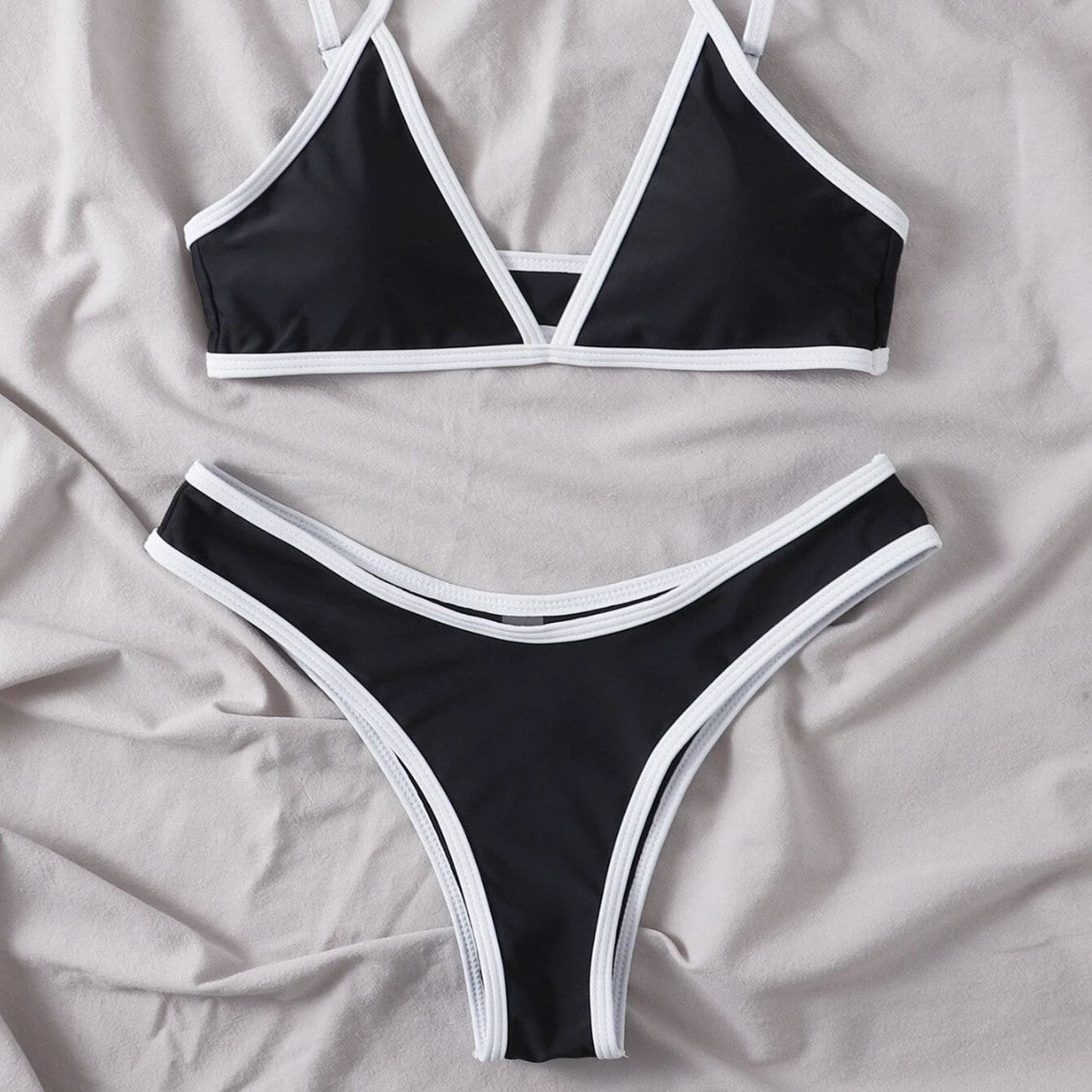 Damen Triangel-Bikini mit kontrastierenden Details R&B