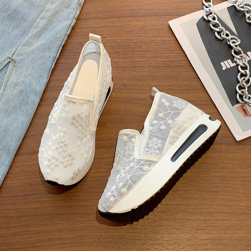 Damen Komfortable Sneaker mit floralem Stickmuster und rutschfester Sohle R&B