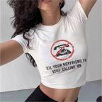 Damen Crop-T-Shirt mit R&Brnem Grafiken-Aufdruck R&B