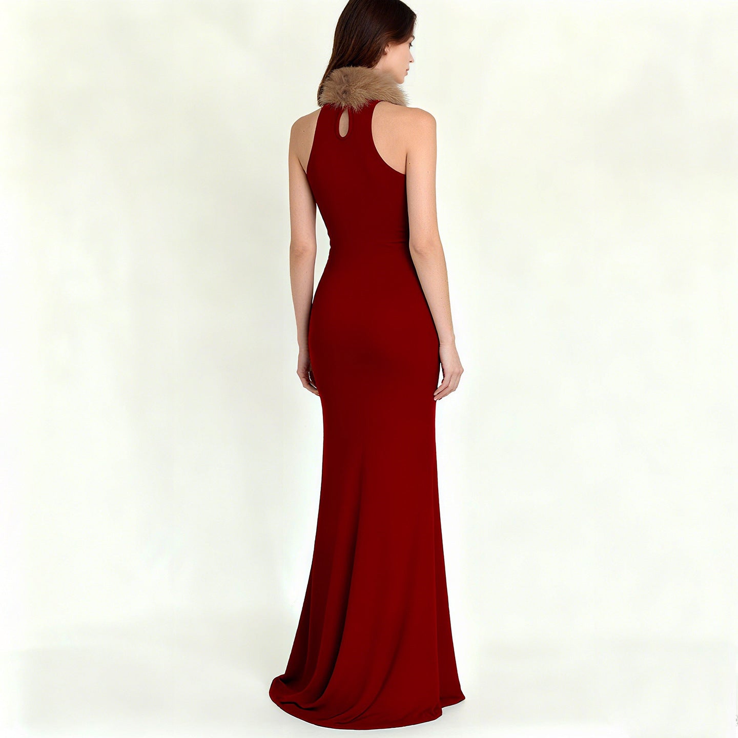 Damen Elegantes Maxikleid mit luxuriösem Kunstpelzkragen R&B