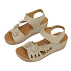 Damen Komfortable Sandalen mit floralem Dekor und verstellbarem Riemendesign