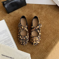 Damen Ballerinas mit modischem Leo-Muster und verstellbarem Riemchen R&B