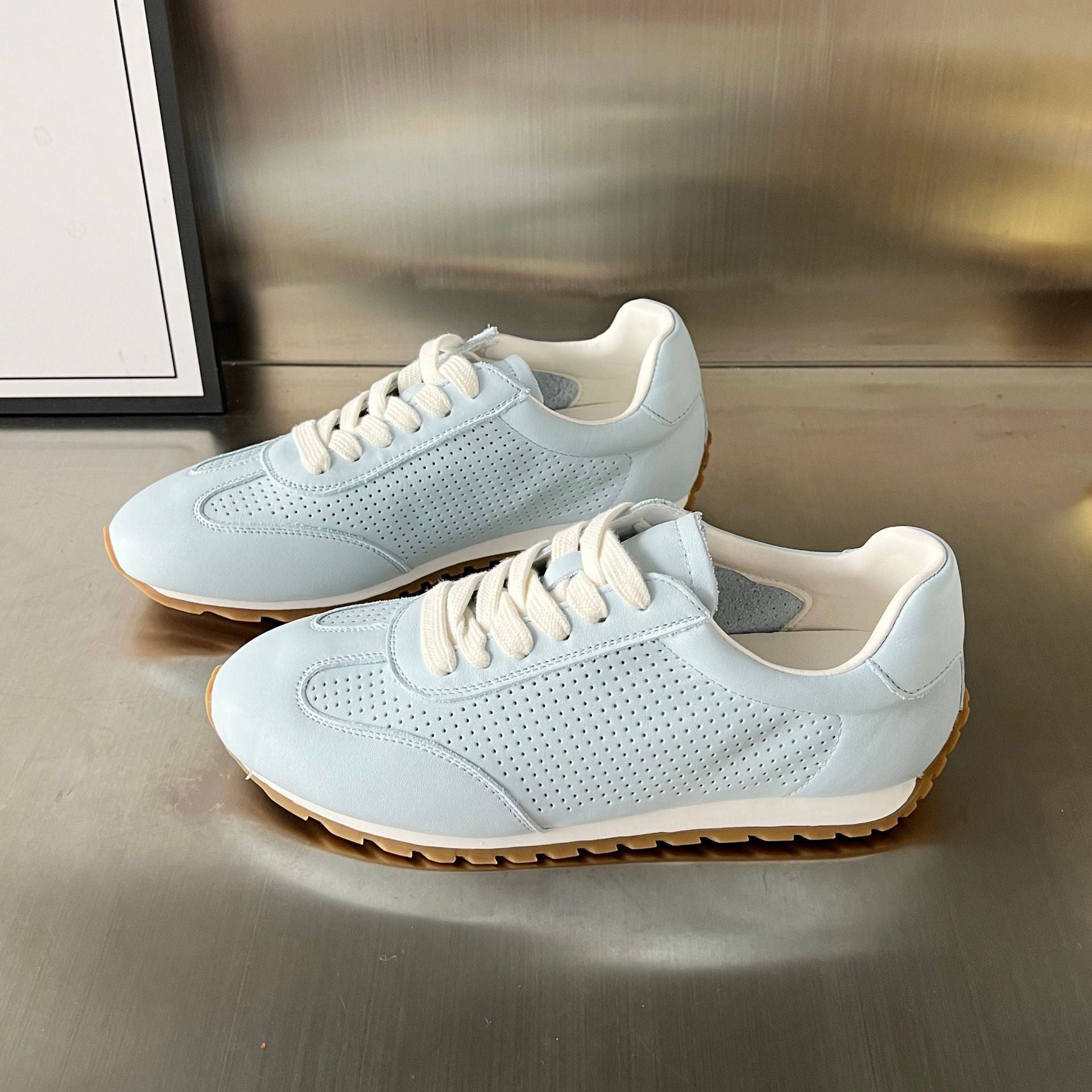 Damen Atmungsaktive Modische Sneakers mit perforierter Oberfläche und rutschfester Sohle R&B