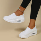 Damen Sportliche Slip-On Sneakers mit atmungsaktiver Strickoberfläche R&B