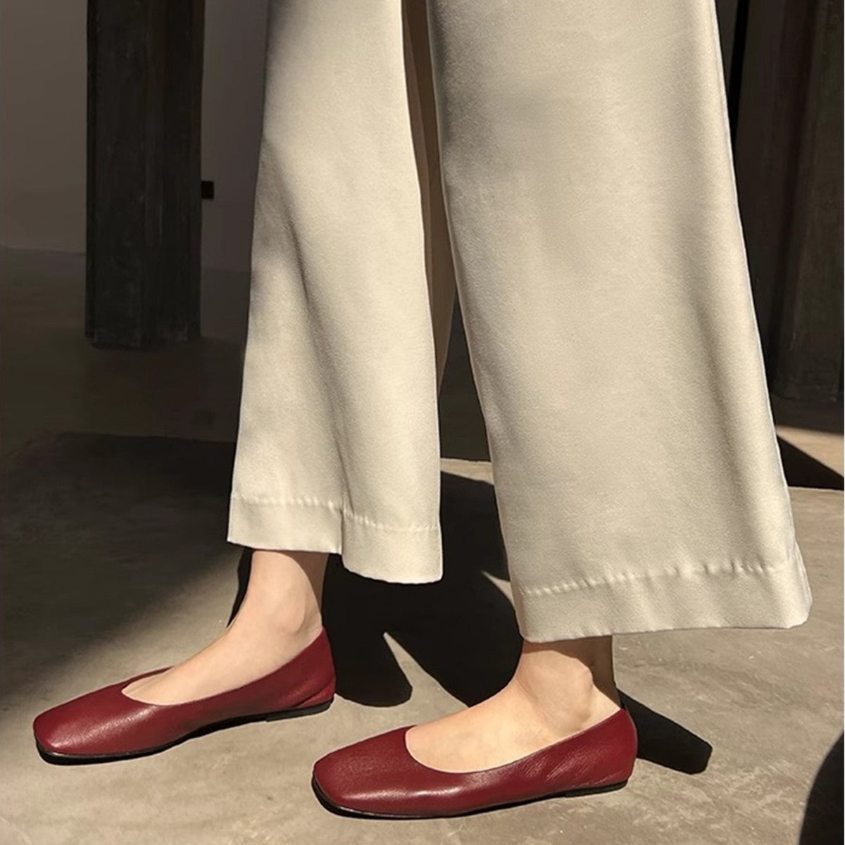 Damen Ballerinas im R&Brnen Quadratdesign mit feiner Struktur R&B