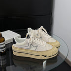 Damen modische Plattform Sneakers mit robustem Obermaterial und glänzendem Akzent R&B