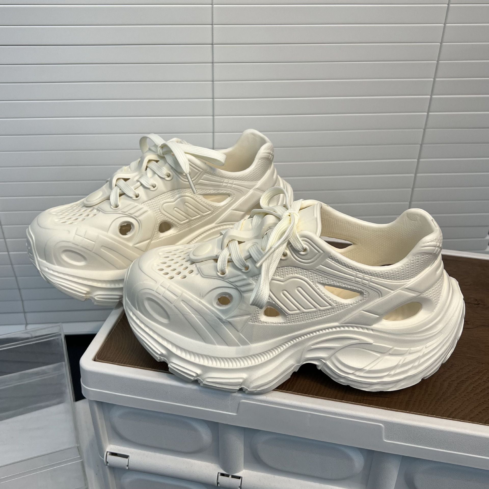 Damen sportliche High-Performance Sneakers mit atmungsaktiver Netzstruktur R&B
