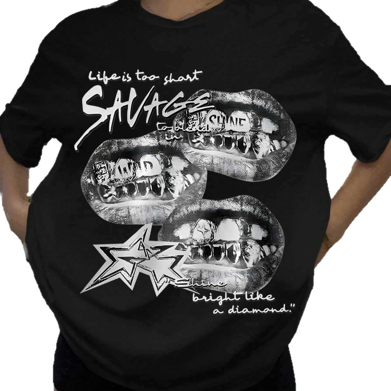 Damen T-Shirt mit kreativem Grafikdesign und urbanem Statement R&B