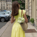 Damen Kleid mit eleganter, asymmetrischer Silhouette