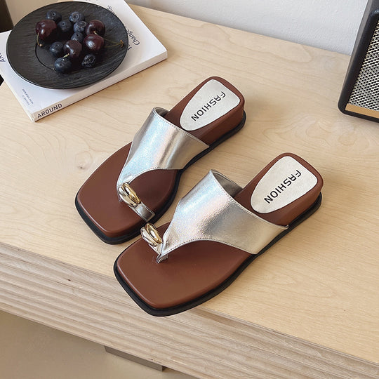 Damen modische Riemchen-Pantoletten mit eleganter Schnallen-Applikation R&B