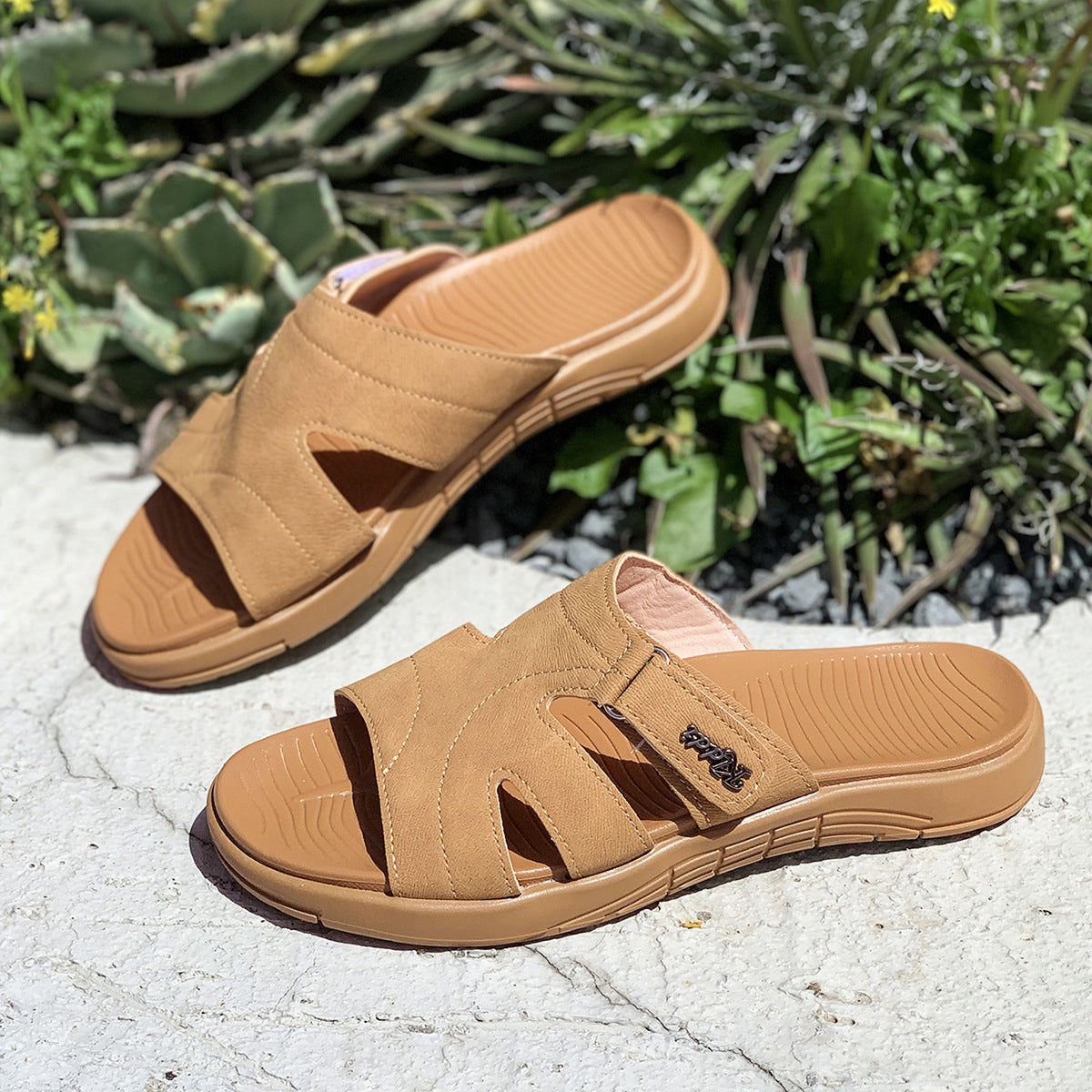 Damen Komfortable und stylische Clogs aus feinem Kunstleder mit ergonomischem Fußbett R&B