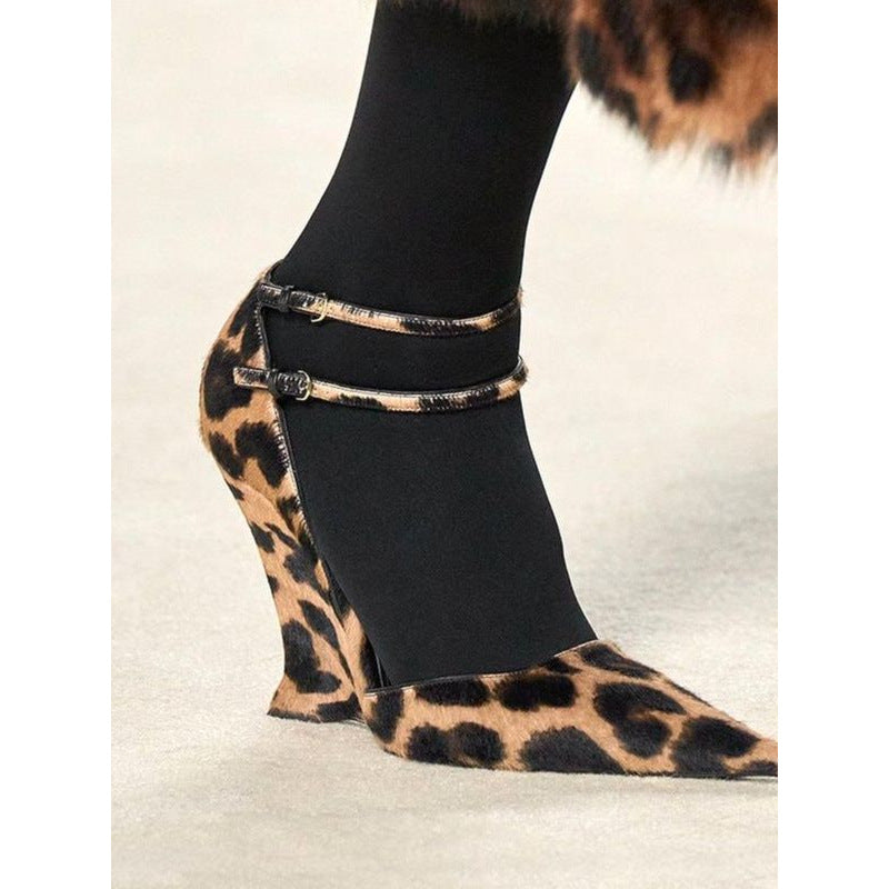 Damen Wedge-Pumps mit dekorativem Riemendesign R&B