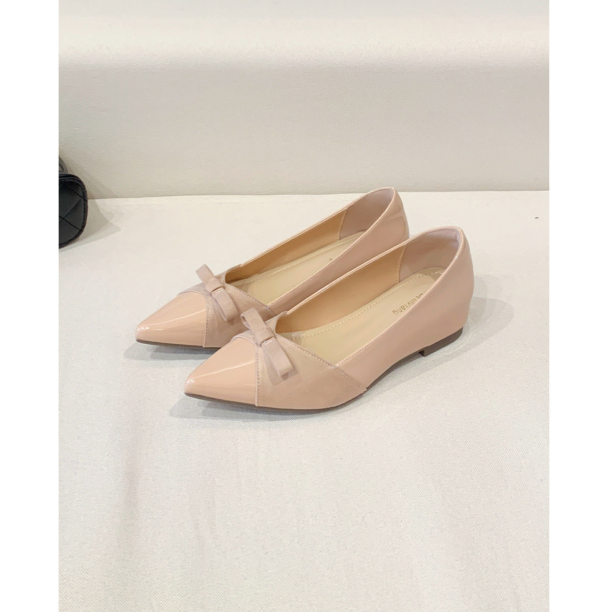 Damen Ballerinas mit elastischem Riemen und edlem Schleifenakzent