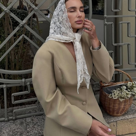 Damen modisches Blazer-Kleid mit hochgeschlossenem Kragen und Rüschendetails R&B