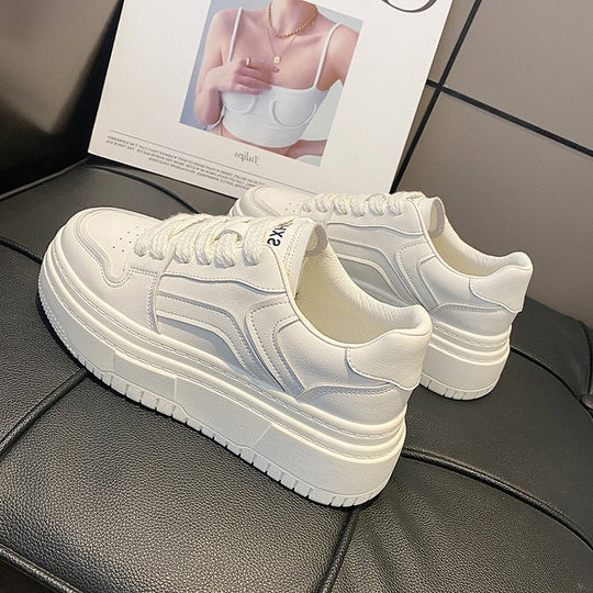 Damen Plateau-Sneaker mit stylischem Kontrastdetails und komfortabler Dämpfung R&B