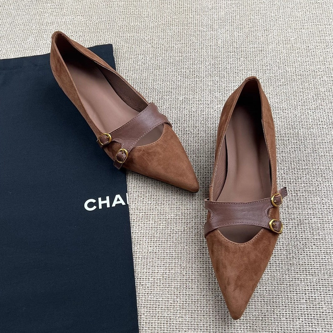 Damen elegante spitze Ballerina-Schuhe mit dekorativen Riemen und Schnallen