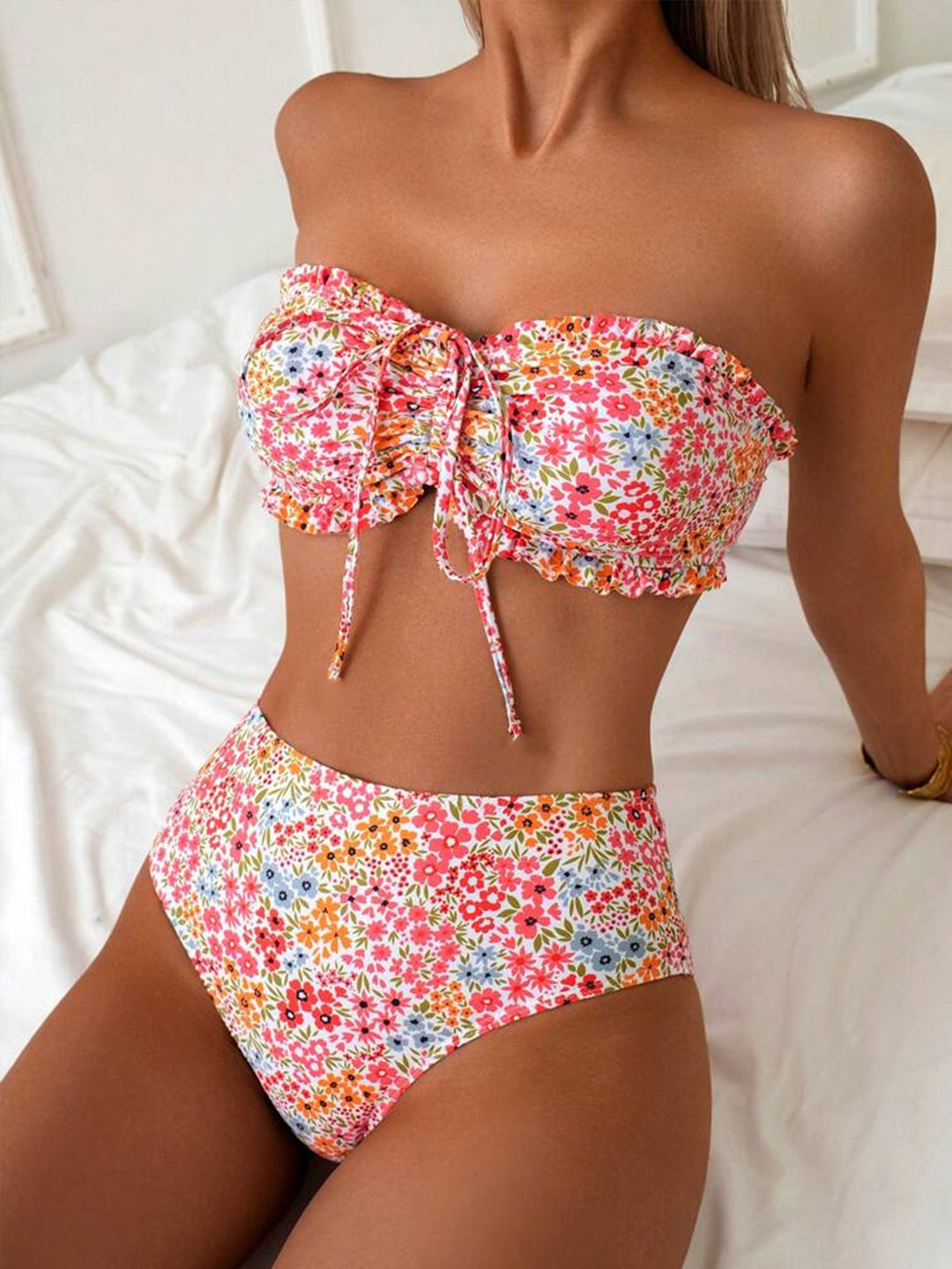 Damen Bandeau-Bikini mit elegantem Verschluss und modischem Design R&B