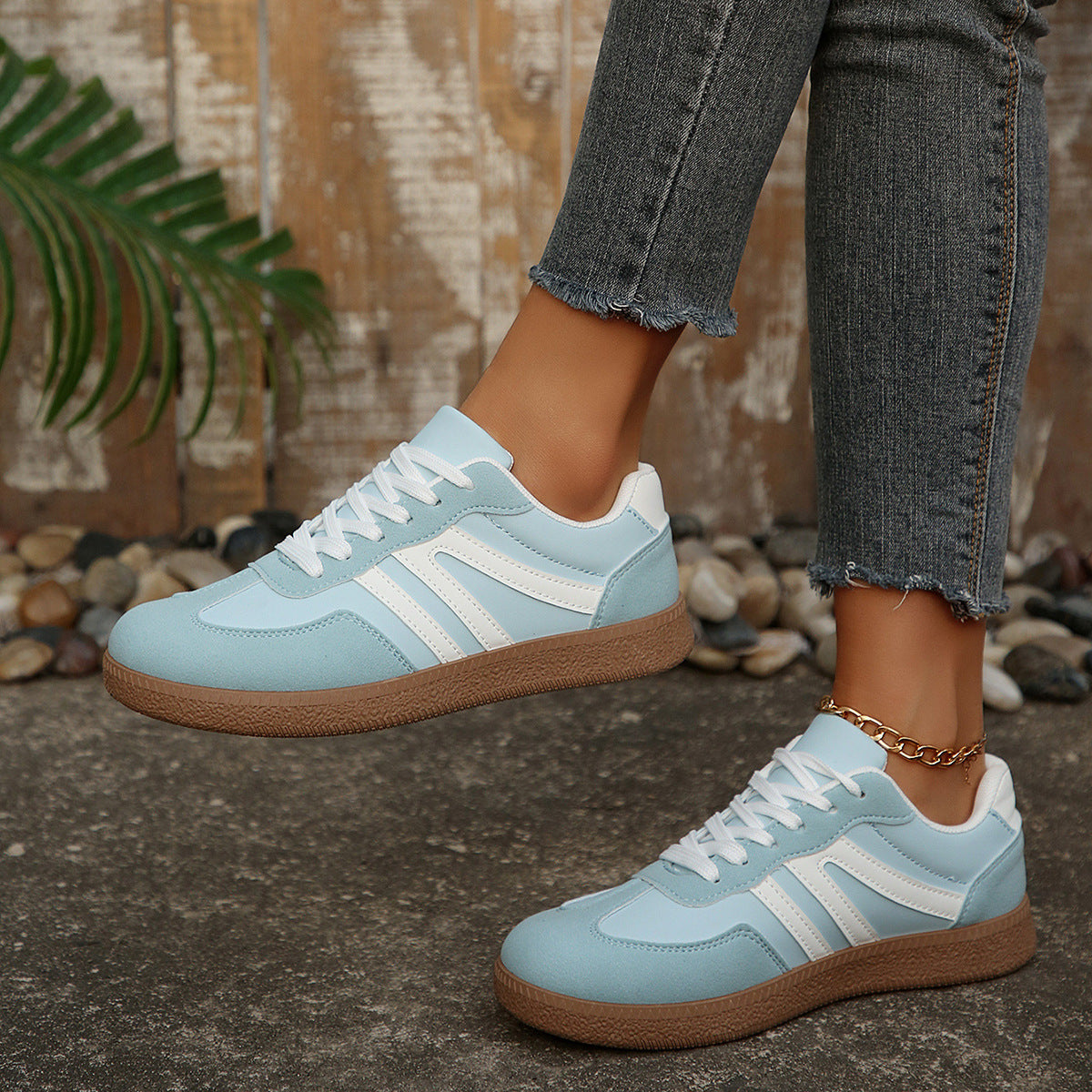Damen Sportliche Freizeit-Sneaker mit klassischer Silhouette und atmungsaktiver Oberfläche R&B
