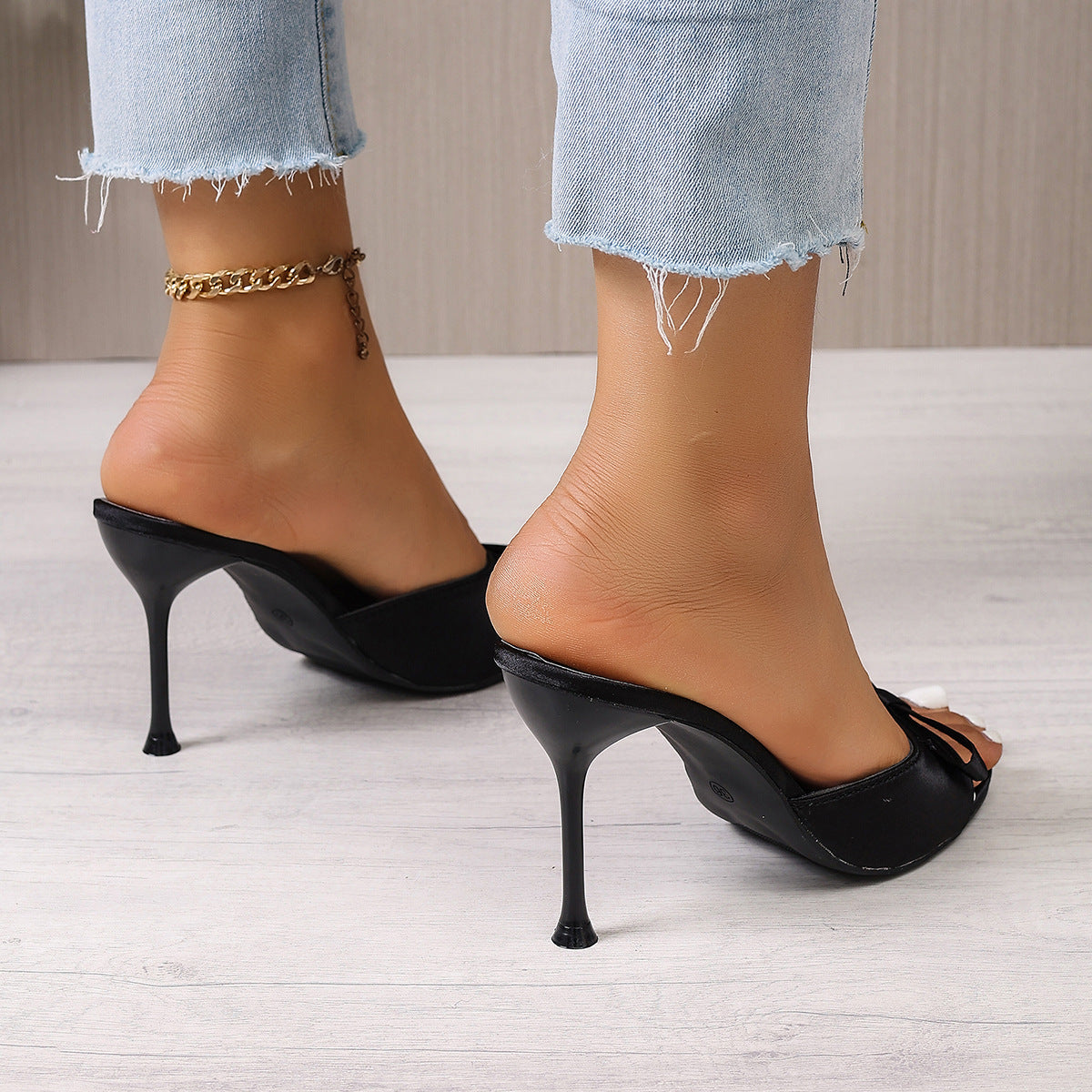Damen elegante Mules mit dekorativem Schleifenakzent R&B