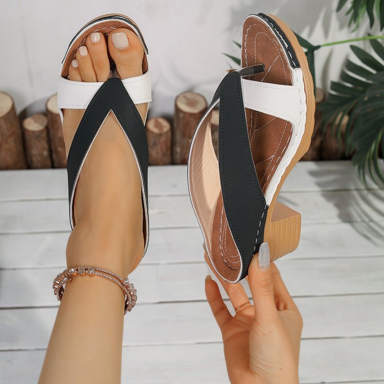 Damen Wedge-Pantoletten mit verstellbarem Riemendesign und komfortabler Sohle R&B