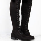Damen Overkneestiefel aus weichem Wildleder mit dekorativem Schnür-Design R&B