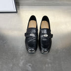 Damen Luxus-Leder Mokassins mit modischem Schmuckdetail R&B