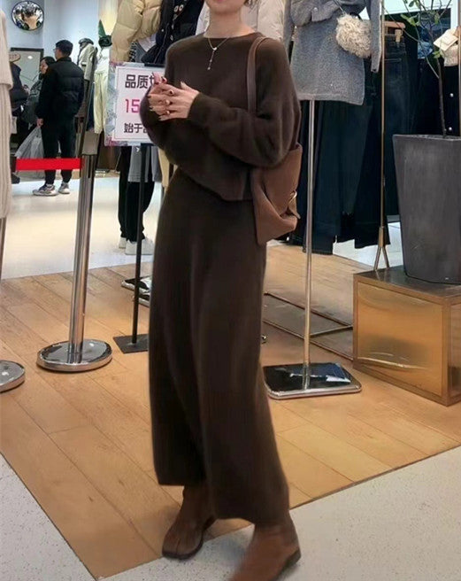 Damen Elegantes Maxikleid mit weichem Strickmaterial und lässigem Schnitt R&B