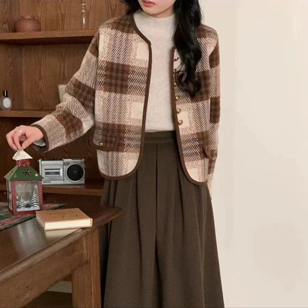 Damen Freizeitblazer mit eleganter Karomusterung und Knopfdetails R&B