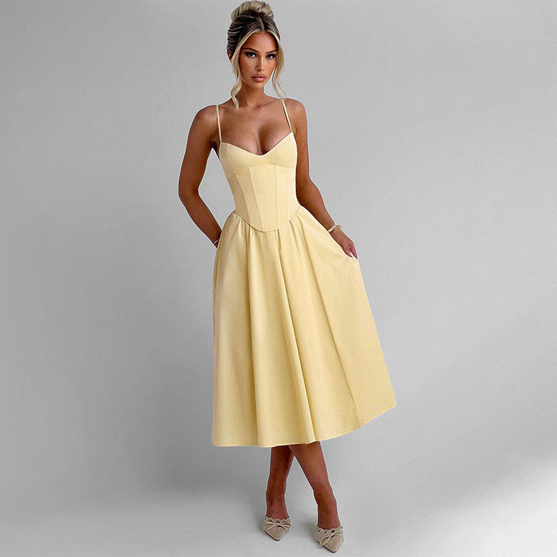 Damen Elegantes Maxikleid mit tailliertem Oberteil und schwingendem Rock EB