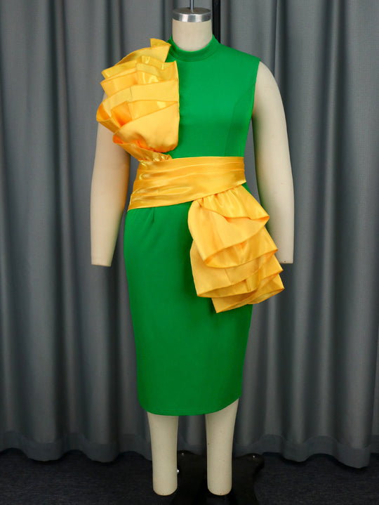 Damen elegantes Kleid mit extravaganten Rüschenelementen R&B