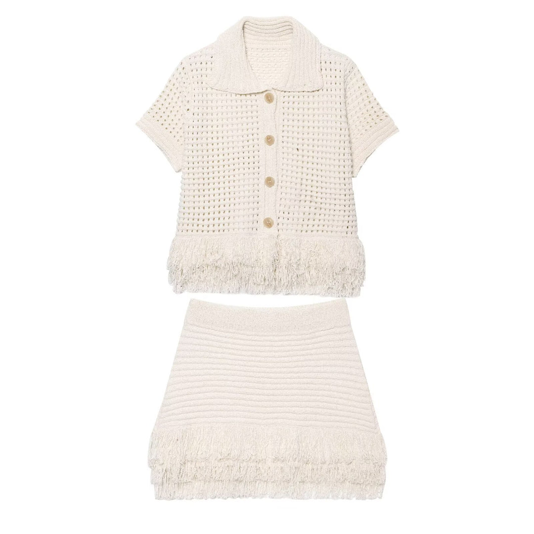 Damen Kurzarm-Strickjacke mit fransigem Saum und dekorativen Knöpfen R&B