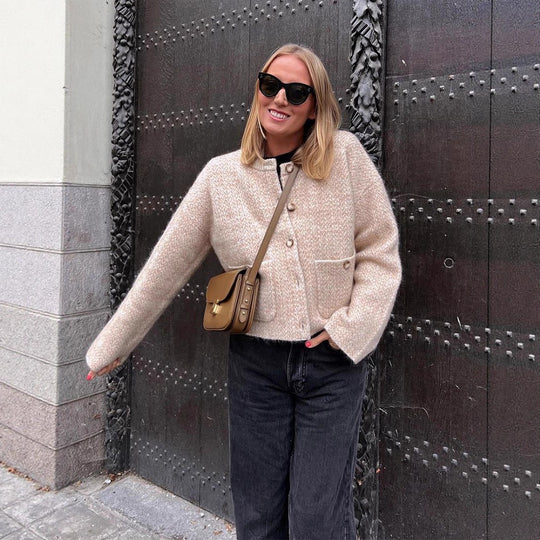 Damen kuschelige Strickjacke mit eleganten Knopfdetails R&B