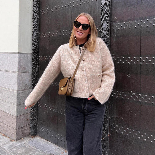 Damen kuschelige Strickjacke mit eleganten Knopfdetails R&B