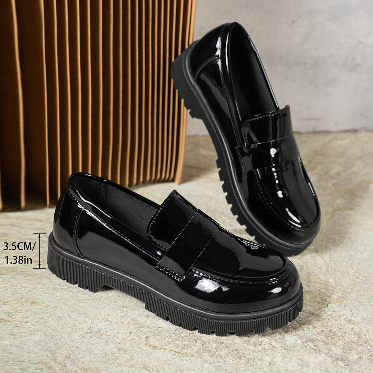 Damen Modische Loafers mit glänzender Oberflächenstruktur R&B