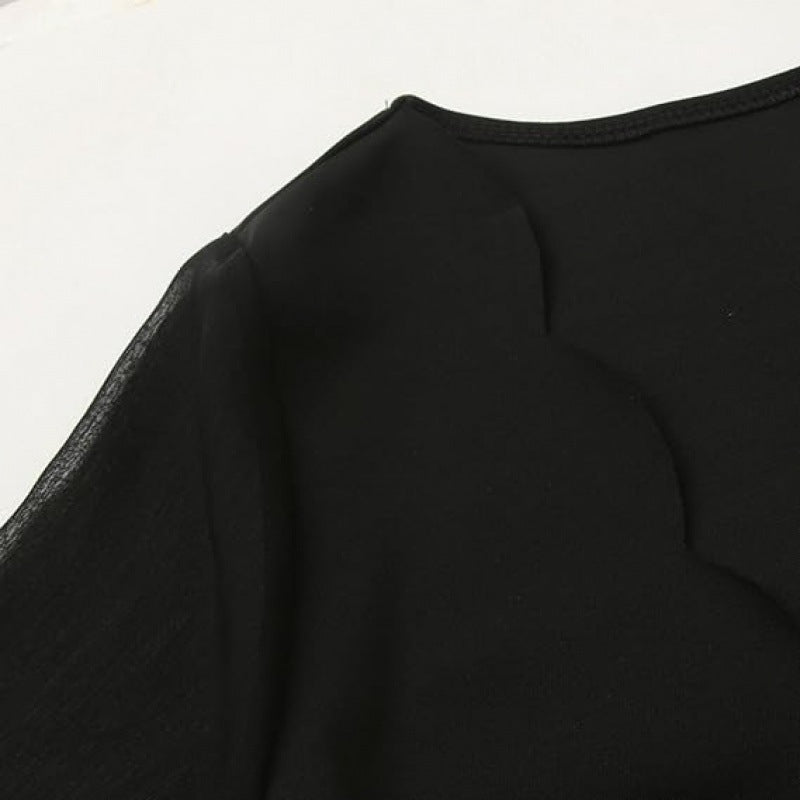 Damen Elegantes V-Ausschnitt Minikleid mit transparenten langen Ärmeln und Edelsteinakzenten R&B