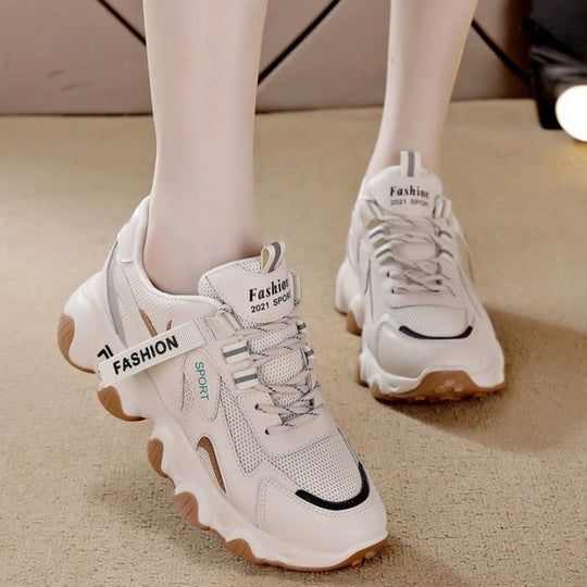 Damen Sportliche Sneaker mit atmungsaktiver Mesh-Oberfläche und dämpfender Laufsohle R&B