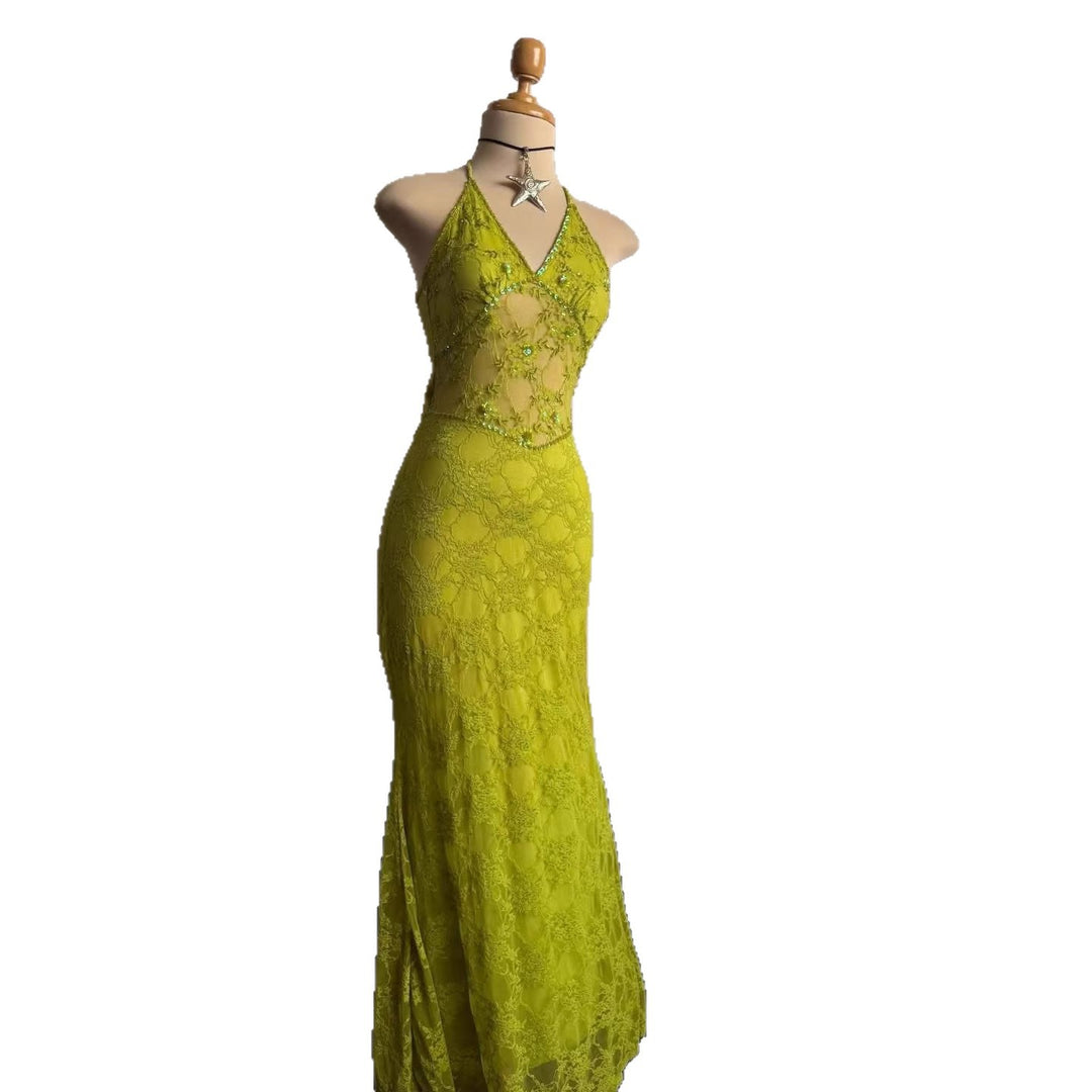 Damen Elegantes Spitzenkleid mit raffiniertem Schnitt R&B
