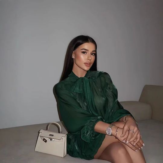 Damen Set aus eleganter Bluse mit Schleifendetail und voluminösem Rock R&B