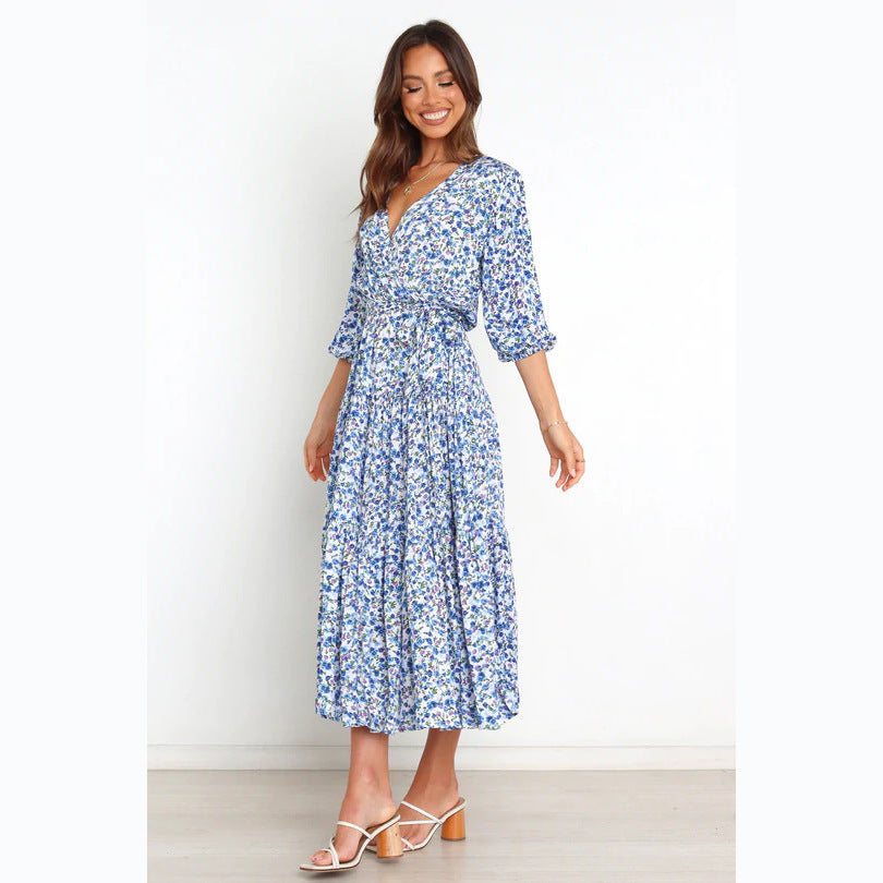 Damen Sommerliches Maxikleid mit freiem Dekolleté und floralem Muster R&B