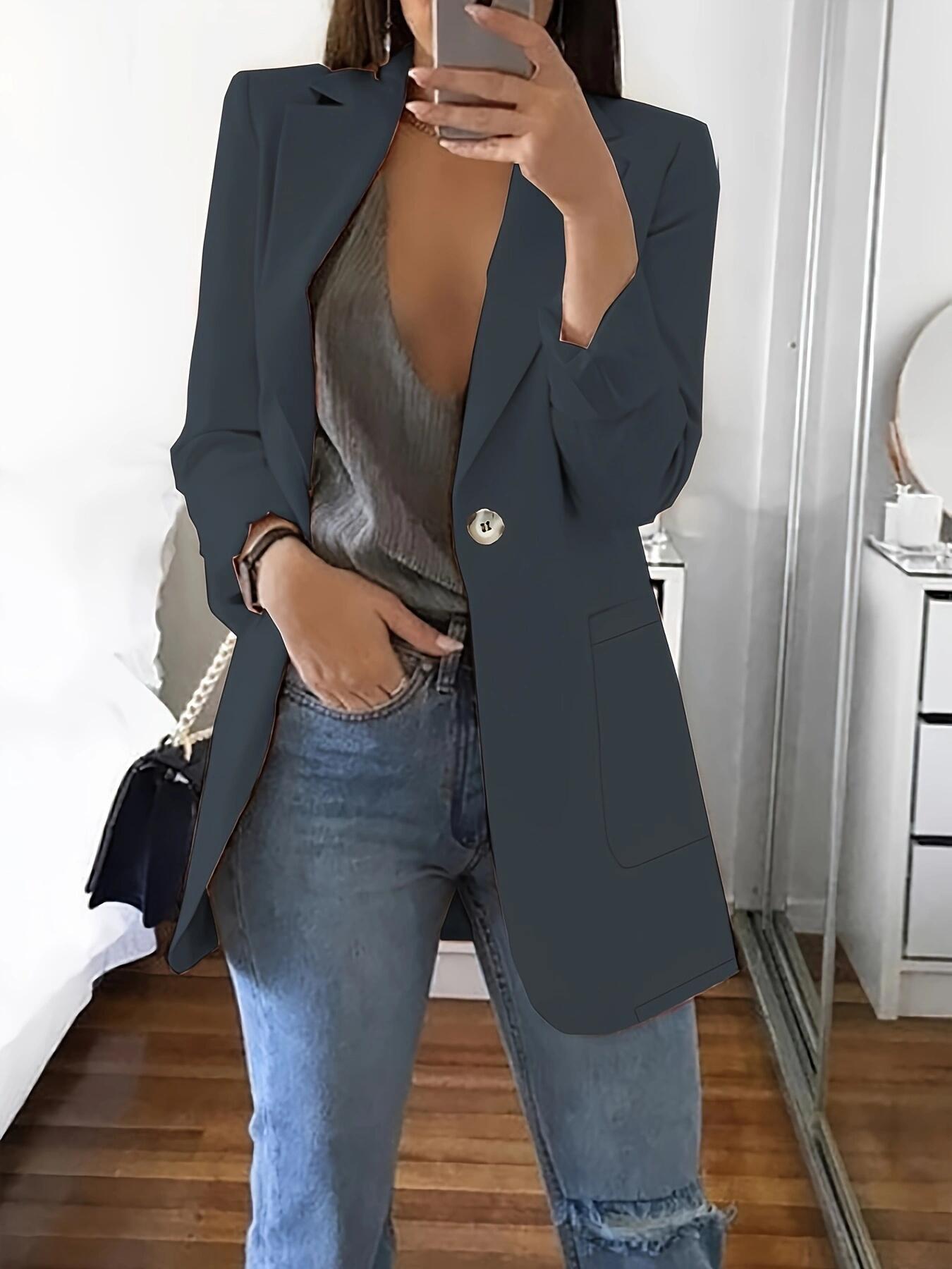 DamenStylische Blazerjacke mit glänzenden Knopfdetails und großzügigen Taschen R&B