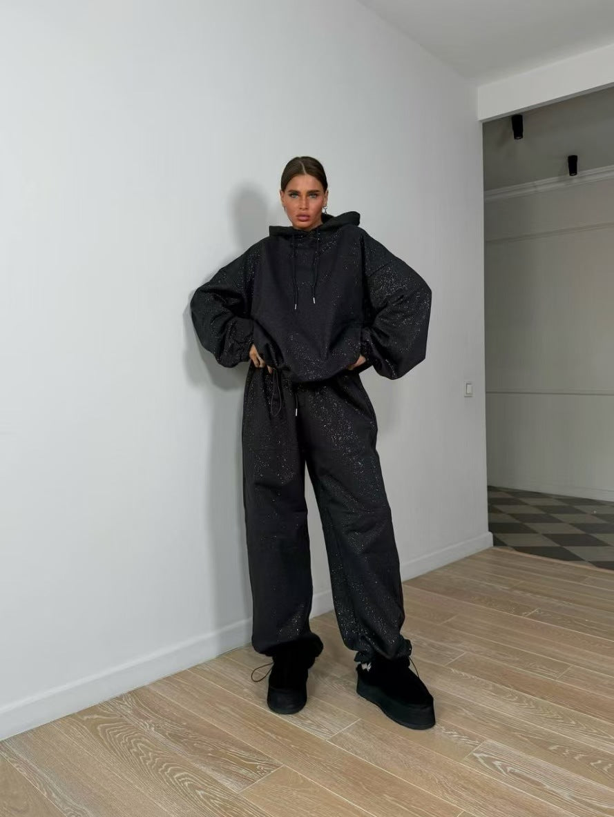 Damen Urbaner Oversized Sweatanzug mit glitzernden Akzenten R&B