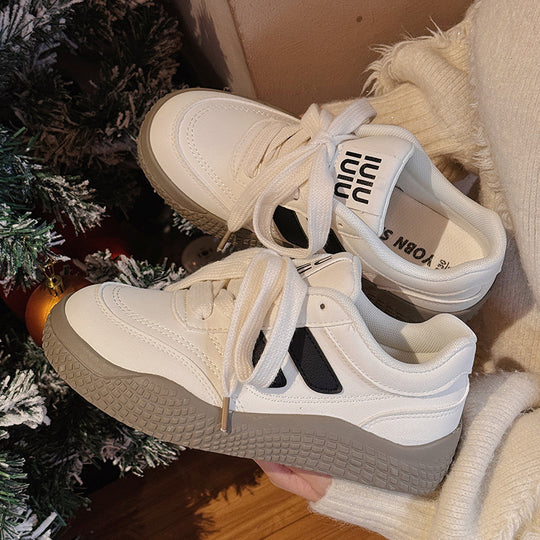 Damen Komfortable Sneakers mit dicker Gummisohle und atmungsaktiver Oberflächenstruktur R&B