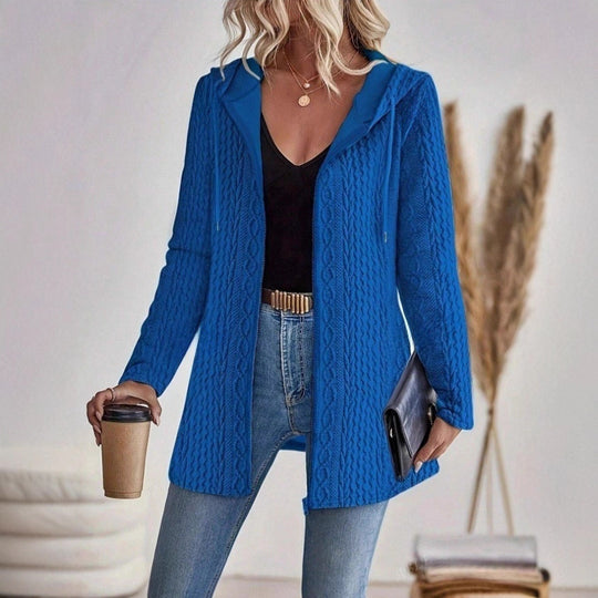 Damen Strickjacke mit Kapuze und trendigem Zopfmuster R&B