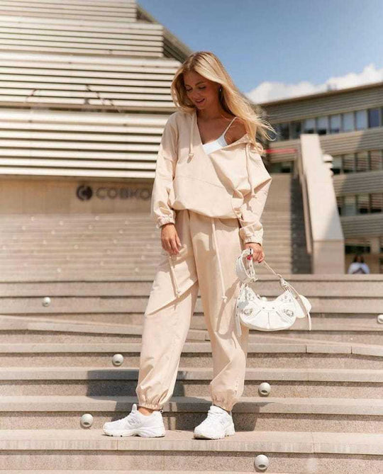 Damen lässiges Sport-Set mit Kapuze und praktischen Taschen R&B