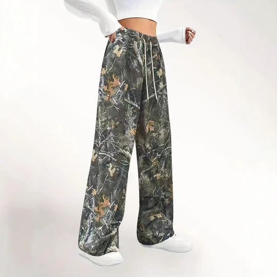 Damen weite Cargohose im Camouflage-Style mit elastischem Bund und praktischem Kordelzug R&B