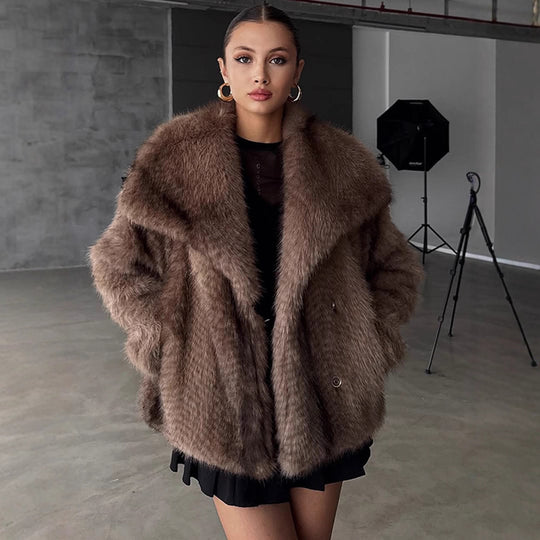 Damen Kunstfell-Jacke mit luxuriösem Schnitt und voluminösen Ärmeln R&B