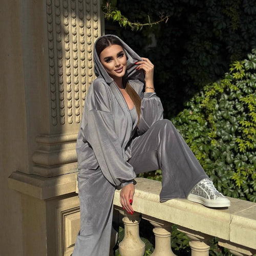 Damen sportliches Set aus weichem Velours mit cropped Top und weiter Jogginghose R&B
