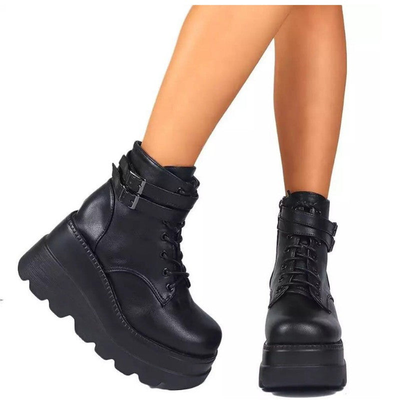 Damen Plateau-Stiefel mit modischem Schnallen-Design und praktischem Reißverschluss R&B